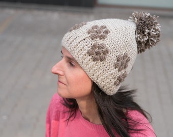 Crochet Pattern For a Hat With Bobble Flowers