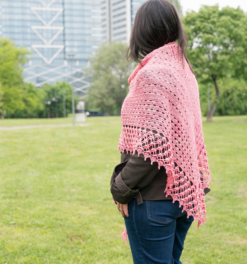 Crochet Pattern for Triangular Shawl With Textured Lace Border Etsy