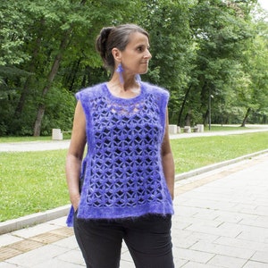 Crochet Pattern For Slipover or Vest With Lace Flowers