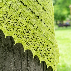 Crochet Pattern For Classic Triangle Lace Shawl