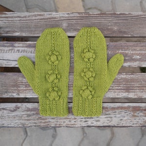 Mittens and Fingerless Mitts, 2-in-1 Pattern