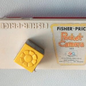 Vintage Fisher Price Pocket Camera 464 1974 Zoo Pix
