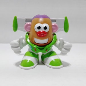 Hasbro Disney/Pixar Toy Story 4 Mini Mr. Potato Head as Buzz Lightyear 3.5 in high