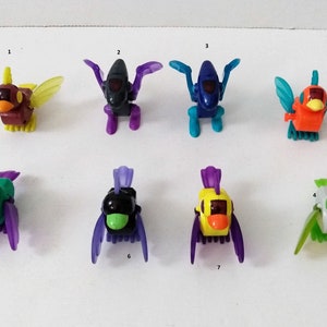 Kies degene van wie je houdt... Lot van 8 Chirpy Chi RoboChi Huisdieren McDonald Happy Meal Sega Toys 2000 Interactive