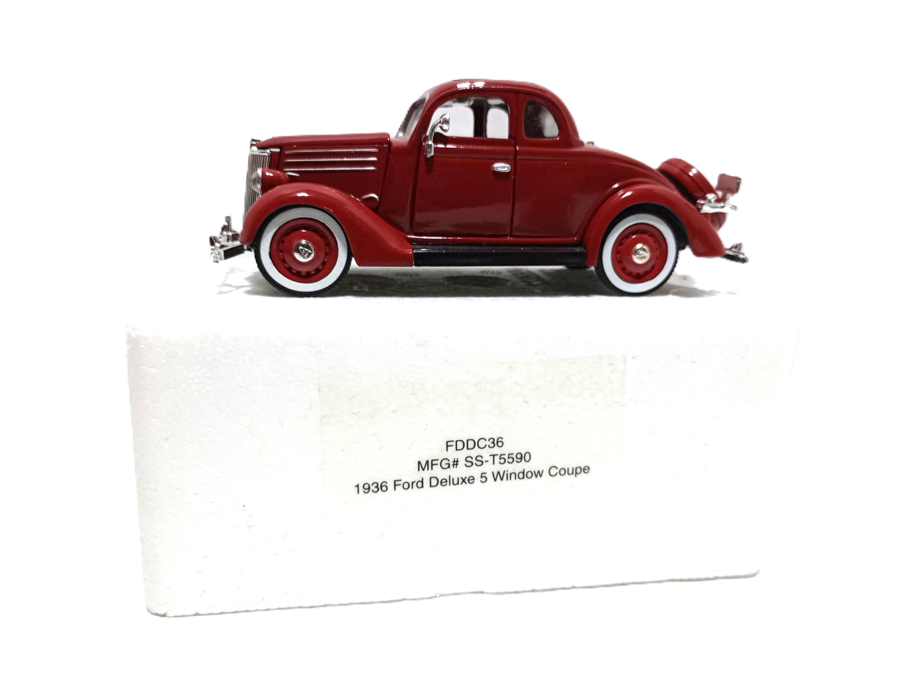 Signature Lot of 2 National Motor Museum Mint 1936 Ford Deluxe 5
