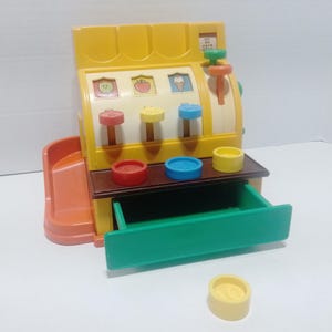 vintage 1974 Fisher Price Cash Register with 4 originals Coins Yellow Play #72044