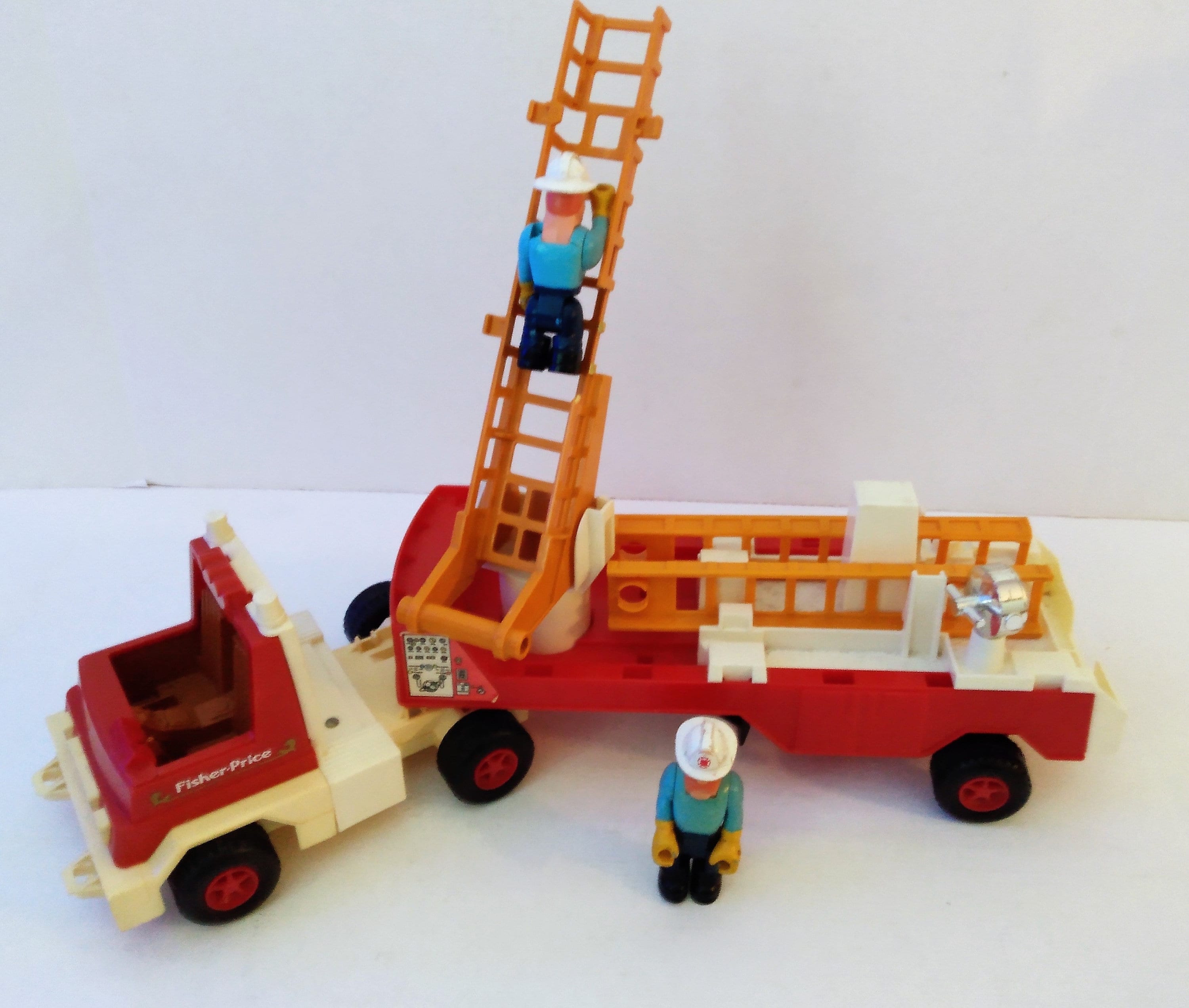 Fisher Price Adventure people 319 Fire Truck Firetruck Husky helpers ladder toy 