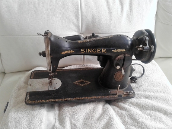 40 Singer Sewing Machine Model BAJ4040 Beautiful Vintage Etsy Extraordinary Singer Sewing Machine 1949 40 Singer Sewing Machine Model BAJ4040 Beautiful Vintage Etsy Extraordinary Singer Sewing Machine 1949