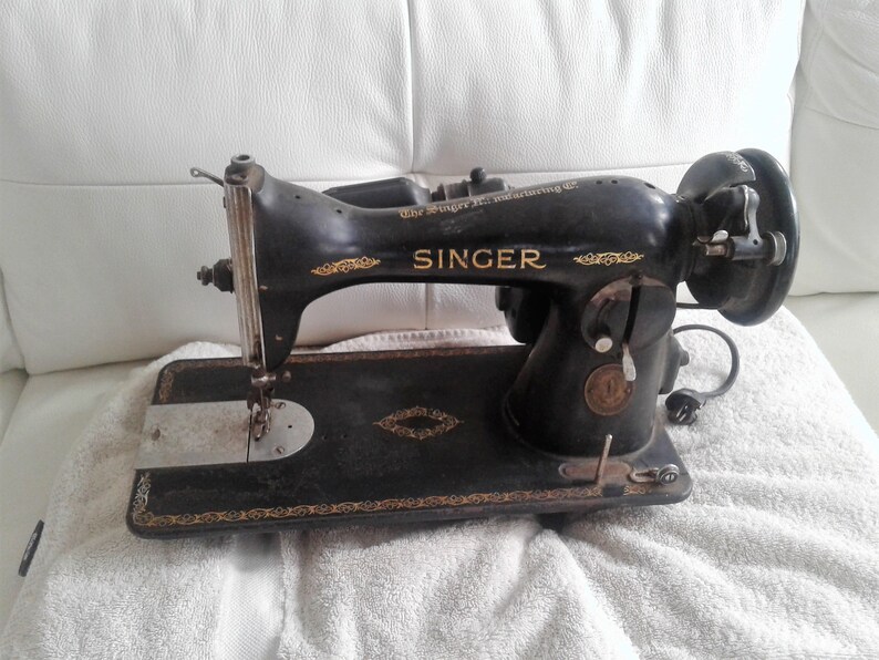 1949 Singer Sewing Machine Model BAJ38 Beautiful Vintage Etsy