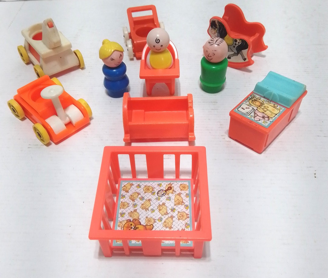 【1975 vintage】 FISHER-PRICE TOYS baby Vintage Fisher Price Blonde Yellow Floral Rubber Face Sit Up