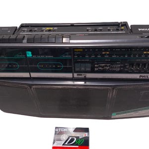 Magnavox Philips D8300 Dual-Kassettenradio 5 Lautsprecher-Equalizer Breakdancer Boombox Vintage 80er Jahre + 1 neues Tonband