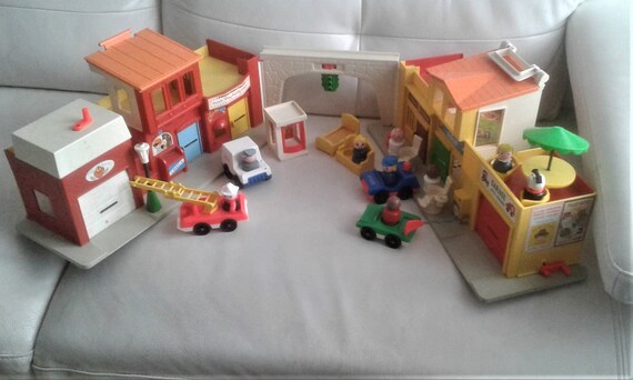 Vintage Fisher Price Little People 997 Village Main Street Accessories U Pick Fisher Price Djroncarpenito Toys Hobbies