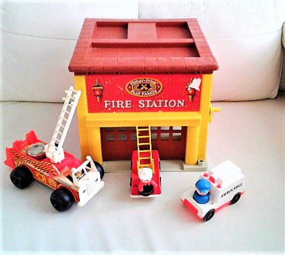 fisher price play family fire station