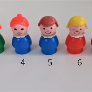 Pick the one you love ! Vintage Little people Fisher Price girls