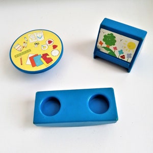 Lot of 3 Vintage Fisher Price 929 Play Family Nursery School Pieces