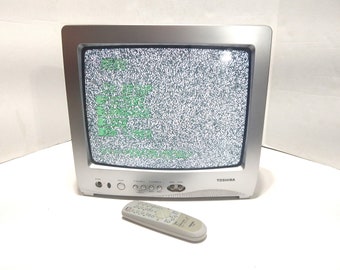 Vintage 2000 Toshiba 13A25C 13inches Silver Retro gaming television with remote control