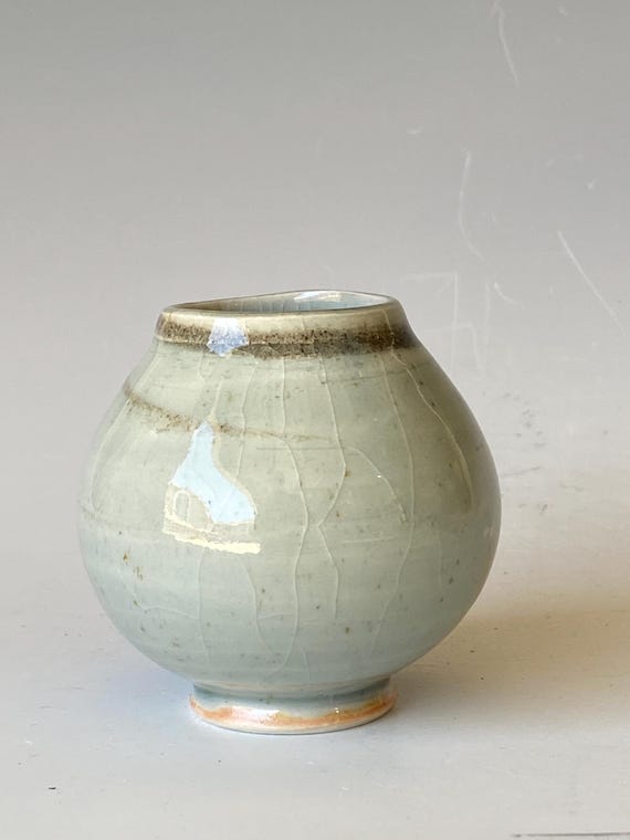 Little Giant, Mini Handmade Ceramic Vase, CVJN6CH38