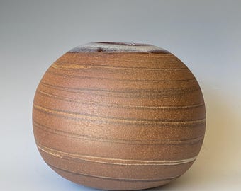 Somewhere in universe, Handmade Ceramic Vessel, CVAP5NG17