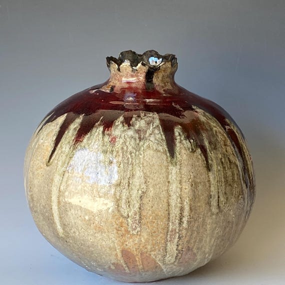 Large Handmade Ceramic pomegranate, CVJN6MDS17