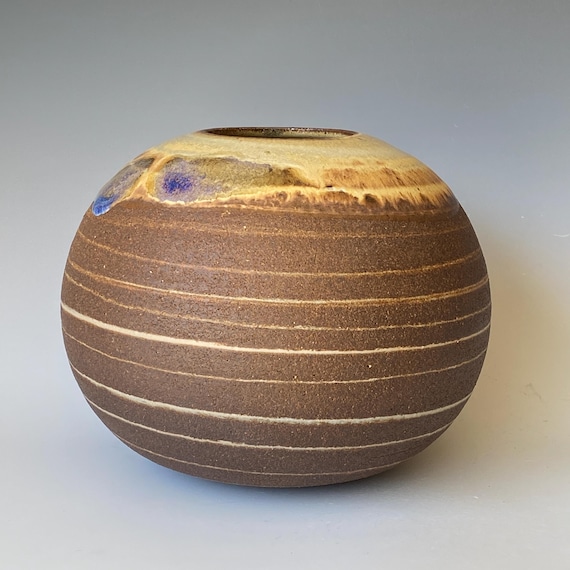 Somewhere in universe, Handmade Ceramic Vessel, CVAP5NG23