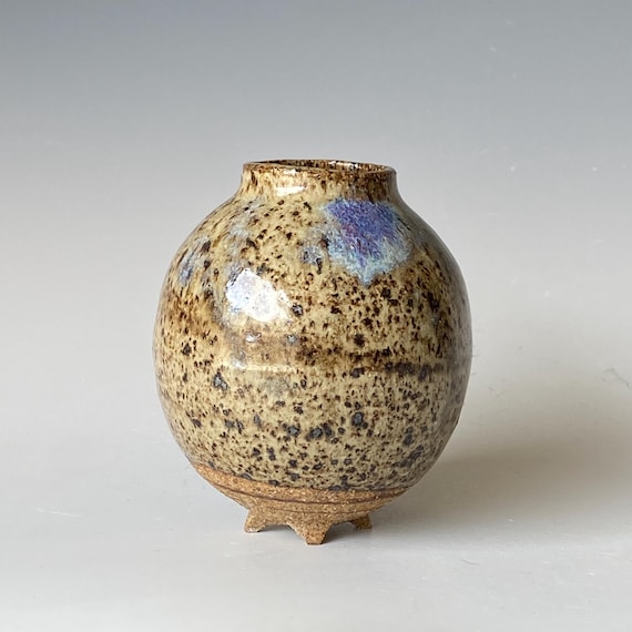 Little Giant Handmade Pottery Vase, CVMY5CLR10