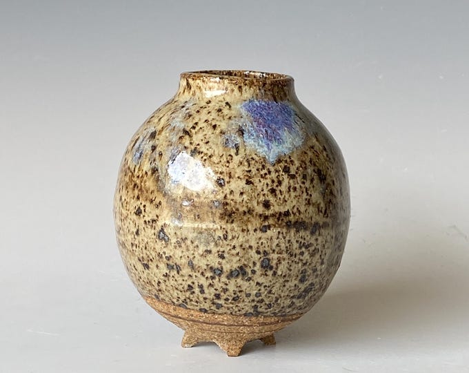 Little Giant Handmade Pottery Vase, CVMY5CLR10