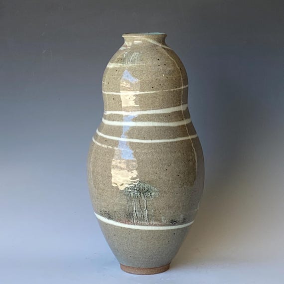 Large Handmade Ceramic Vase, CVJN6CLR6