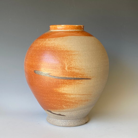 Moon Jar, Handmade Ceramic Vase, CVOC3OCTS14