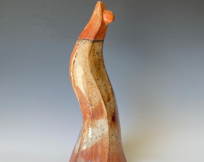 Lady Vase, Handmade Sculpture Ceramic Vase CVMC4CTS31