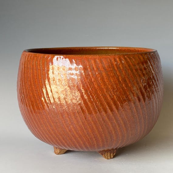 Large 4 Legged Handmade Ceramic Bowl, CBJN6OHAR13