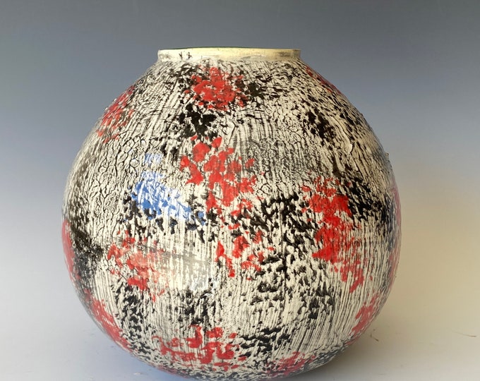Handmade, Hand painted Ceramic Vase CVMC4BR28