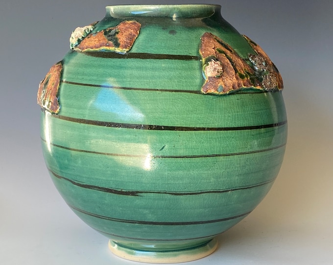 Rocky Hills Handmade Moon Jar, Pottery Wheel Thrown Vase, CVOC3RH32