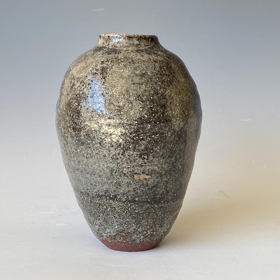 Little Giant, Handmade Ceramic Vase, CVSP5CTS28