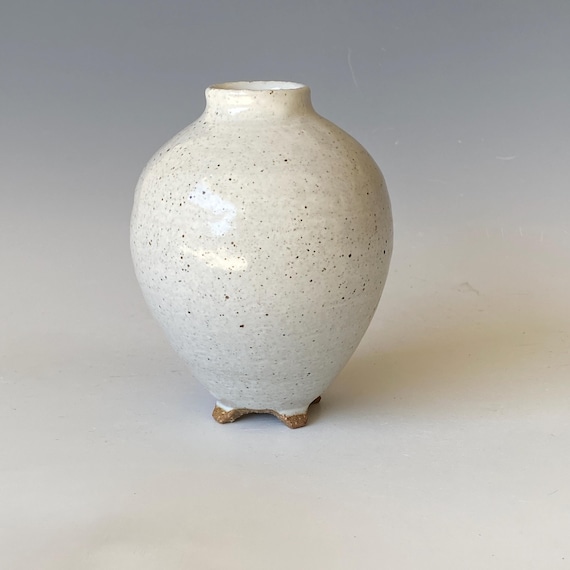Little Giant, Handmade Ceramic Vase, Little Moon Jar, CVSP5GW34
