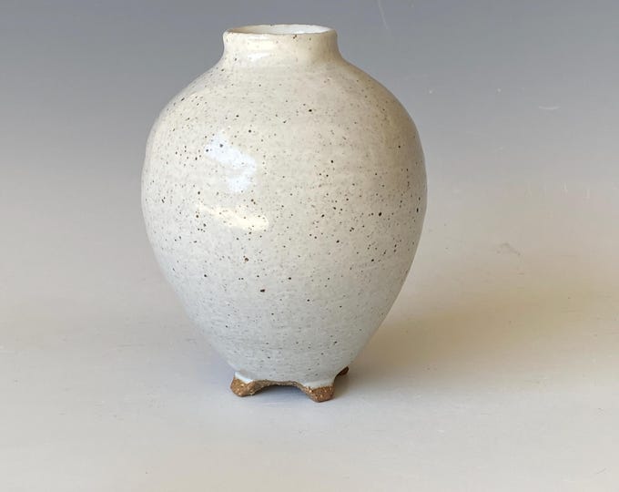 Little Giant, Handmade Ceramic Vase, Little Moon Jar, CVSP5GW34