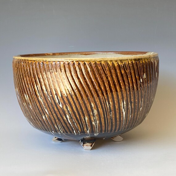 Large Textured Handmade Ceramic Bowl, 4 Legged, CBSP5CA19