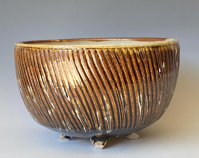 Large Textured Handmade Ceramic Bowl, 4 Legged, CBSP5CA19