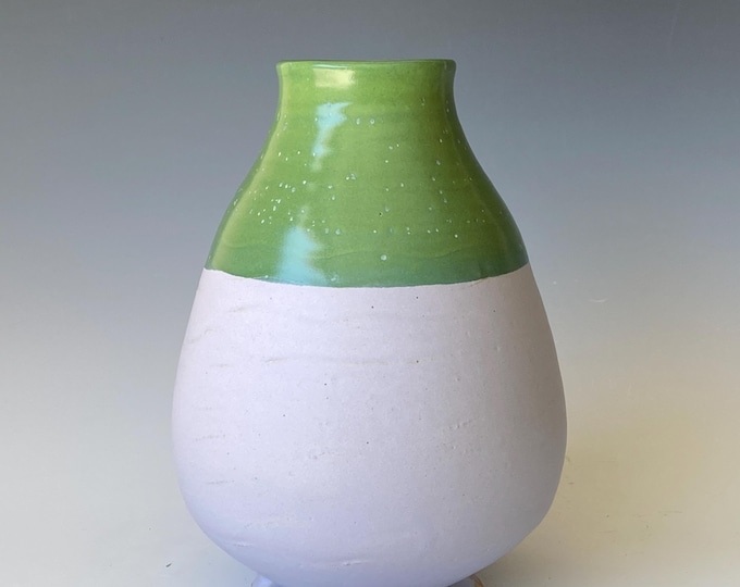 A Shade of Lavender, Handmade Ceramic Vase CVJL5LV11