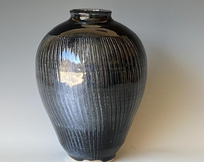 Handmade Ceramic Vase, CVOT5WOB11