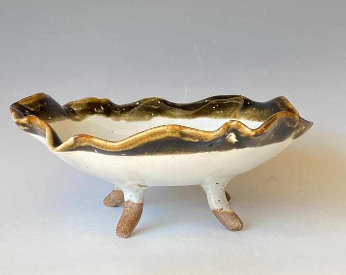 Long Leg Handmade Ceramic Shallow Bowl, 4 Legged, CBSP5GW2