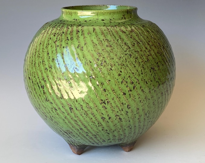 Handmade Ceramic Vase, Lush Green Pottery Vase, CVSP5PEL9