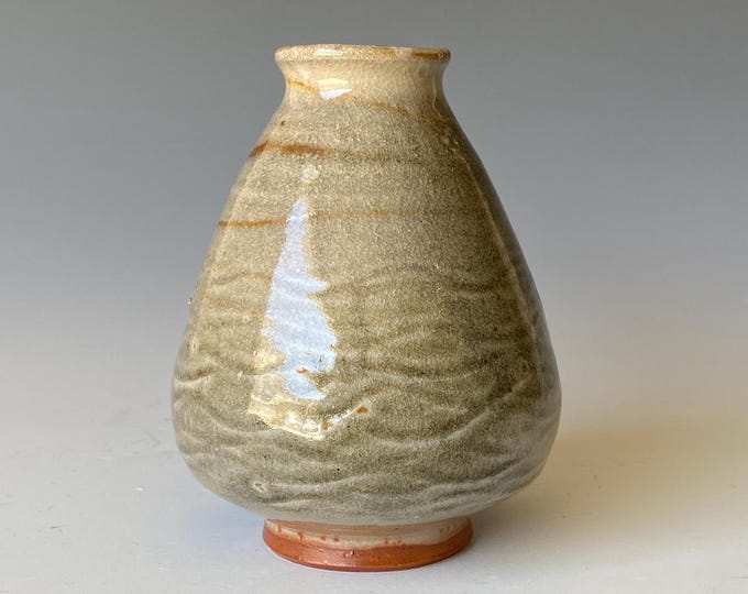 Small Handmade Ceramic Vase CVAG4WY16