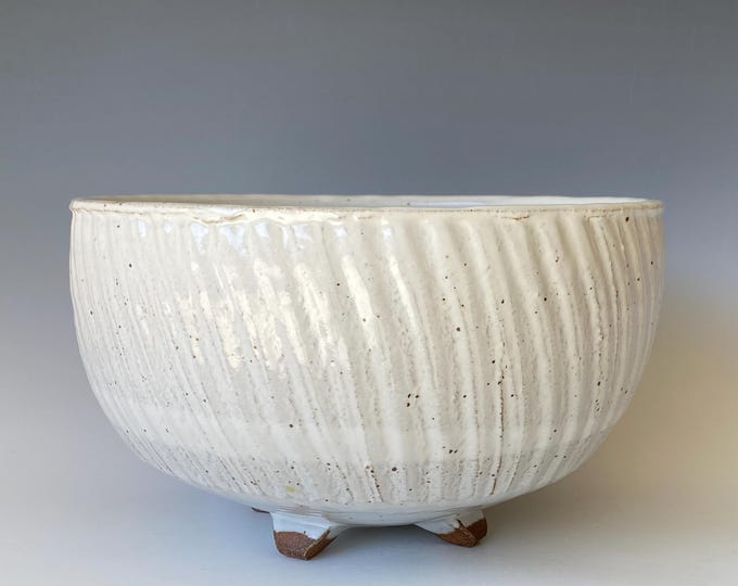 Large 4 Legged Textured Handmade Ceramic Bowl CBJL5GW4