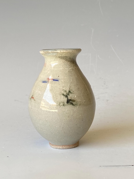Little Giant, Mini Handmade Ceramic Vase, CVJN6CH39