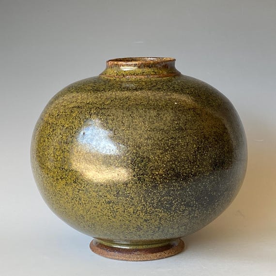 Olive Green Handmade Ceramic Vase, CVOT5TD8
