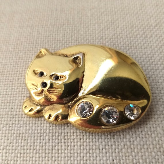 Fat Cat Brooch Vintage Gold Tone Cat Figurine Brooch