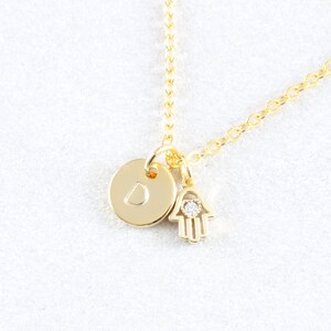Hamsa Collar Hamsa Hand Necklace Mano Inicial de Fátima Protección Collar Mano Estampada Carta Collar Joyería Buena suerte Boho Colgante