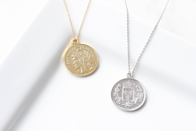 Coin Charm Necklace Medallion Necklace Silver Coin Necklace Vintage Coin Silver Disc Necklace Oval Coin Necklace Coin Necklace Silver