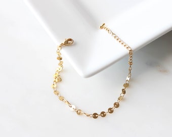 Gold Chain Bracelet Gold Coin Bracelet Thin Gold Bracelet Dainty simple gold chain link bracelet. Delicate best friend friendship Gift