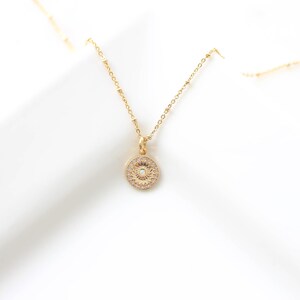 Opaal gouden munt hanger ketting. Gepersonaliseerde sierlijke schijf minimalistische eenvoudige delicate medaille ketting dagelijks verjaardagscadeau voor haar afbeelding 3